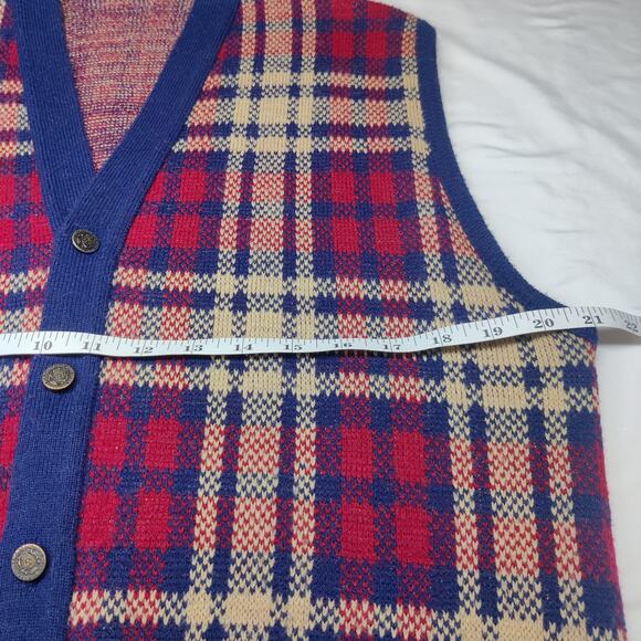 Vtg Tartan Plaid Wool Blend Grandpa Sweater Vest Large Academia Latin Button - Picture 7 of 8